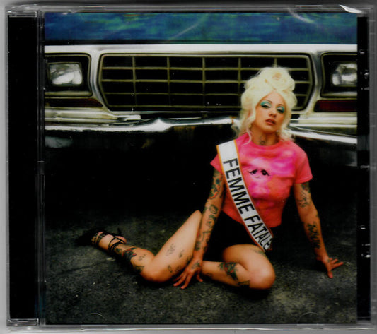 Album art for Mon Laferte - Femme Fatale