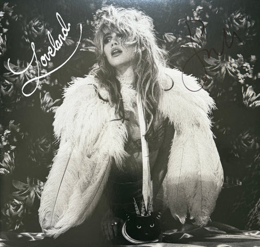 Album art for Suki Waterhouse - Loveland