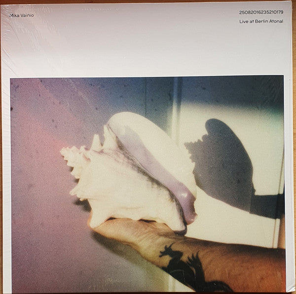 Album art for Mika Vainio - 25082016235210179